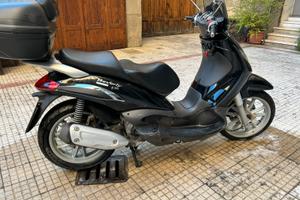 Piaggio Beverly 250