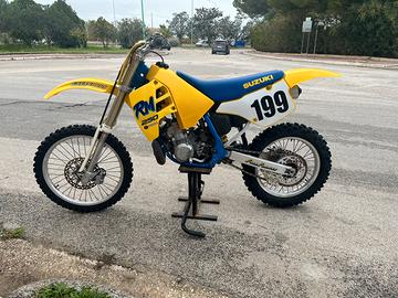 Suzuki RM 250 anno 1989