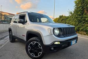 RENEGADE TRAILHAWK 4X4 AUTOMATICA STRAFULL