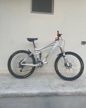  Trek Fuel EX 8 Evo Bike 26 Disco 1x11 MTB