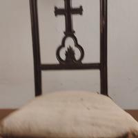 antico inginocchiatoio da camera