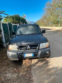 Mitsubishi pajero GLX