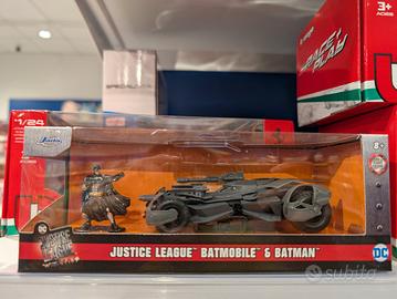 Jada Justice League Batmobile & Batman