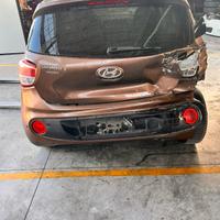 HYUNDAI i10 RICAMBI USATI GARANTITI
