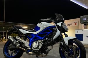 Suzuki Gladius 650-Depotenziata A2-Accessoriata