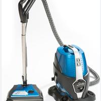 Aspirapolvere per pulizie e vaporizzazione aria