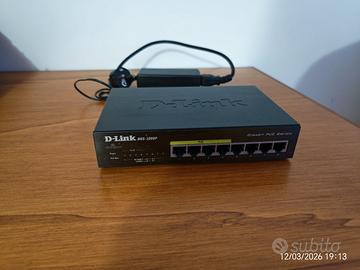 2x Switch D-Link DGS-1008P (dlinkgreen)