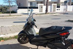 Piaggio Beverly 400 hpe