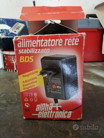 Alimentatore stabilizzato regolabile