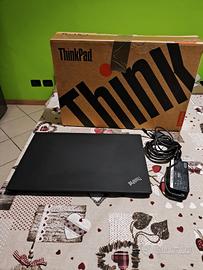 Lenovo thinkpad t15 con 16gb ram e w11
