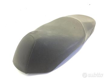 HONDA SH 300 SELLA SADDLE CON 2 PICCOLI DIFETTI SU