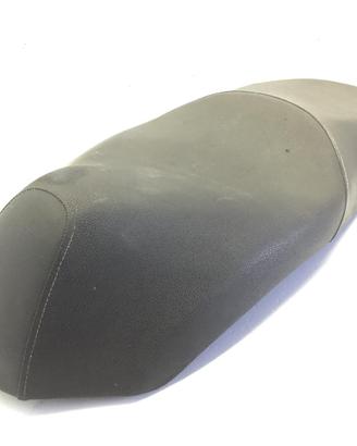 HONDA SH 300 SELLA SADDLE CON 2 PICCOLI DIFETTI SU