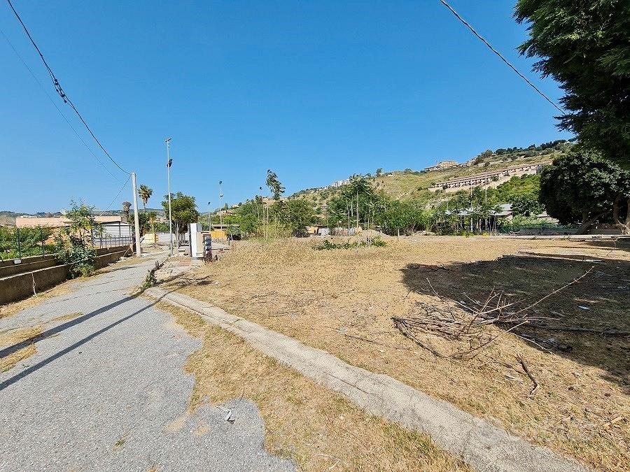 Terreno + Rudere + Locale Commerciale + Appartamen - Vista 5