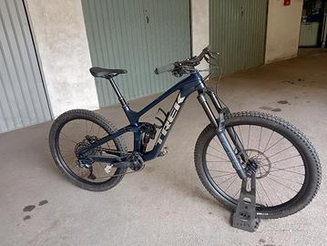 Trek Slash 9.8 2023