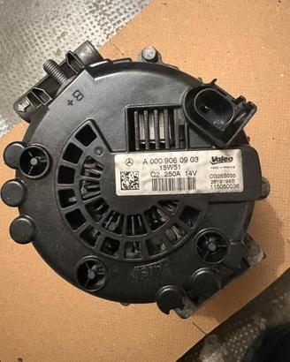 Alternatore  per Mercedes Bens  GLE350. Ml350