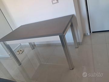 tavolo stosa