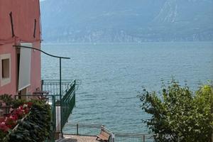 Brenzone: cantina - deposito ristrutturato