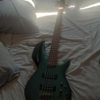 ibanez sr 305e