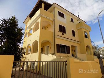 Complesso residenziale pluri famigliare a 100 mt d