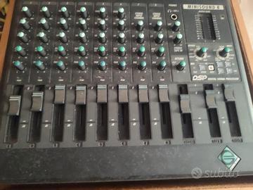 mixer con custodia in legno 