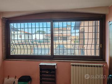 Finestre in legno massello 