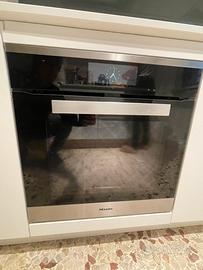 Forno professionale Miele H 6860 bp