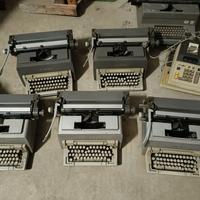macchina da scrivere Olivetti e calcolatori