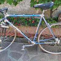 Bicicletta da corsa artigianale italiana vintage