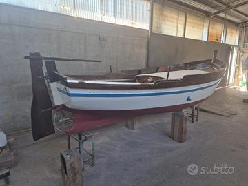 Gozzo in legno a Sferracavallo (Pa)