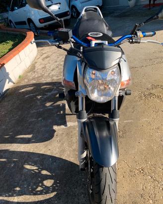 Suzuki GSR 600