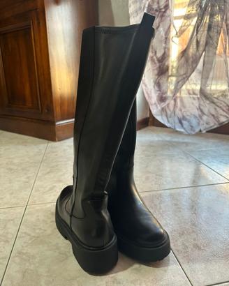 Stivali Geox taglia 38