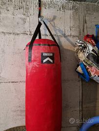 Sacco da boxe usato poco