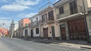 CASA INDIPENDENTE A PIEDIMONTE ETNEO
