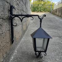 Lanterna in ferro battuto realizzata a mano