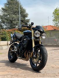 Street triple 675