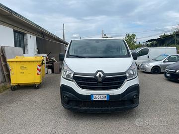 Renault trafic 2021