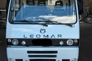 MACCHINA OPERATRICE LEOMAR