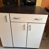 Mobile con cassetti ed ante