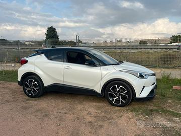 Toyota C-HR C-HR 1.8h Trend 2wd e-cvt