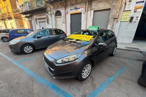 Ford Fiesta 1.2 60CV Black & White Edition FINANZI