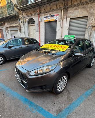 Ford Fiesta 1.2 60CV Black & White Edition FINANZI