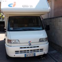 camper mansardato CI 30 Gold