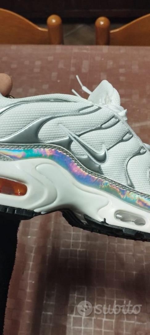 NIKE TN BIANCO ARGENTO TG 43 NUOVE Abbigliamento e Accessori In vendita a Varese