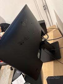 monitor e casse gaming