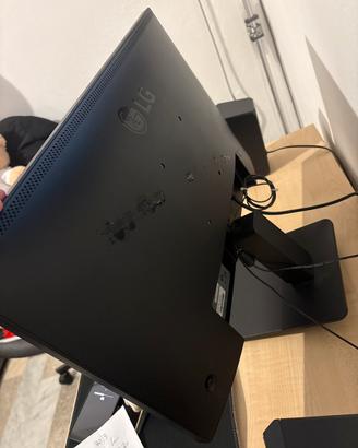 monitor e casse gaming