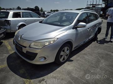 Renault Megane 2012 1.5 K9K demolito per ricambi