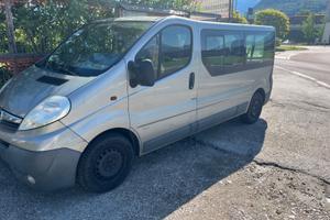 OPEL VIVARO 2.5 PASSO LUNGO GANCIO TRAINO