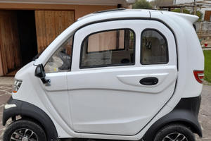 Auto elettrica per disabili no patente