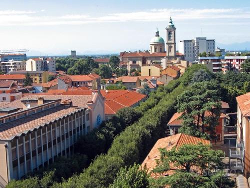 Bilocale a Rho con cortile interno e cantina