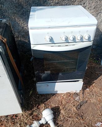 cucina a gas indesit
